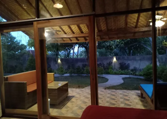 Menjangan View 3* バニュウェダン